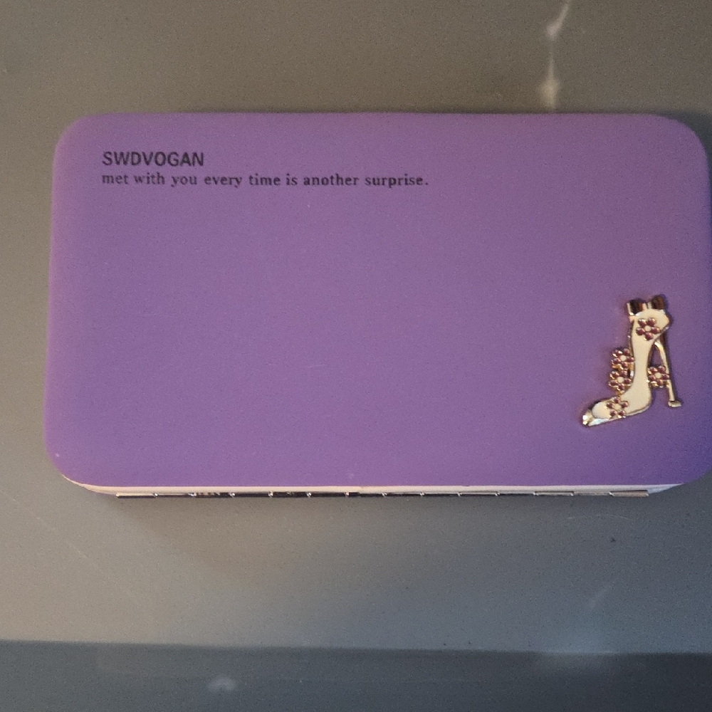 💖 Purple Jewelry Box with Gold Shoe Accent